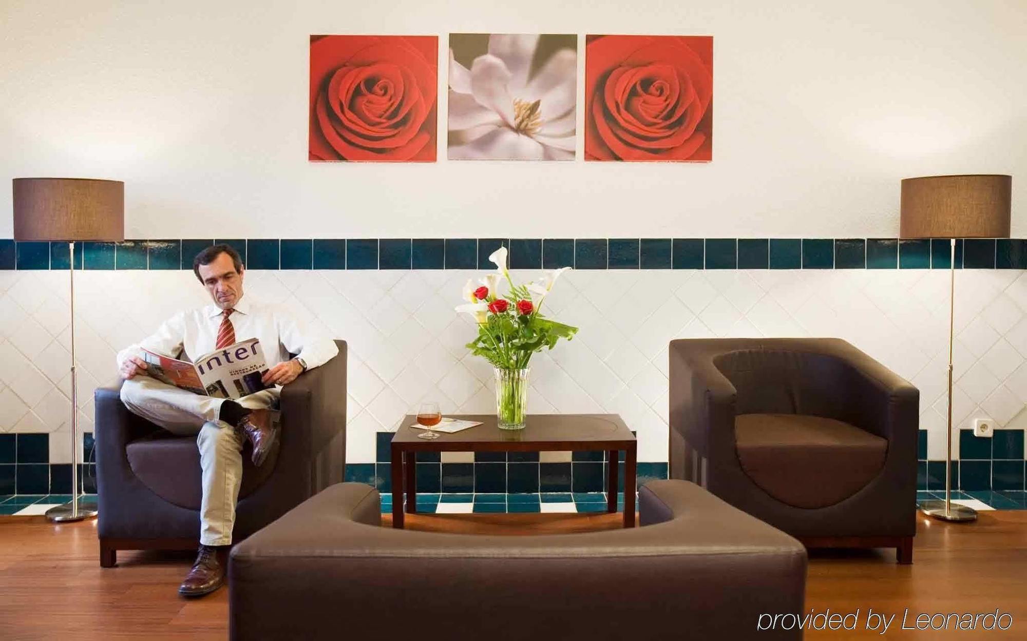 Flag Hotel Lisboa Oeiras Bagian luar foto